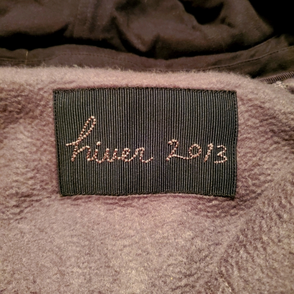 Lululemon Hiver 2013 Scuba Hoodie (Size 4)